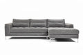 Modernes graues Sofa mit relaxer Armlehne und Metallbeinen
